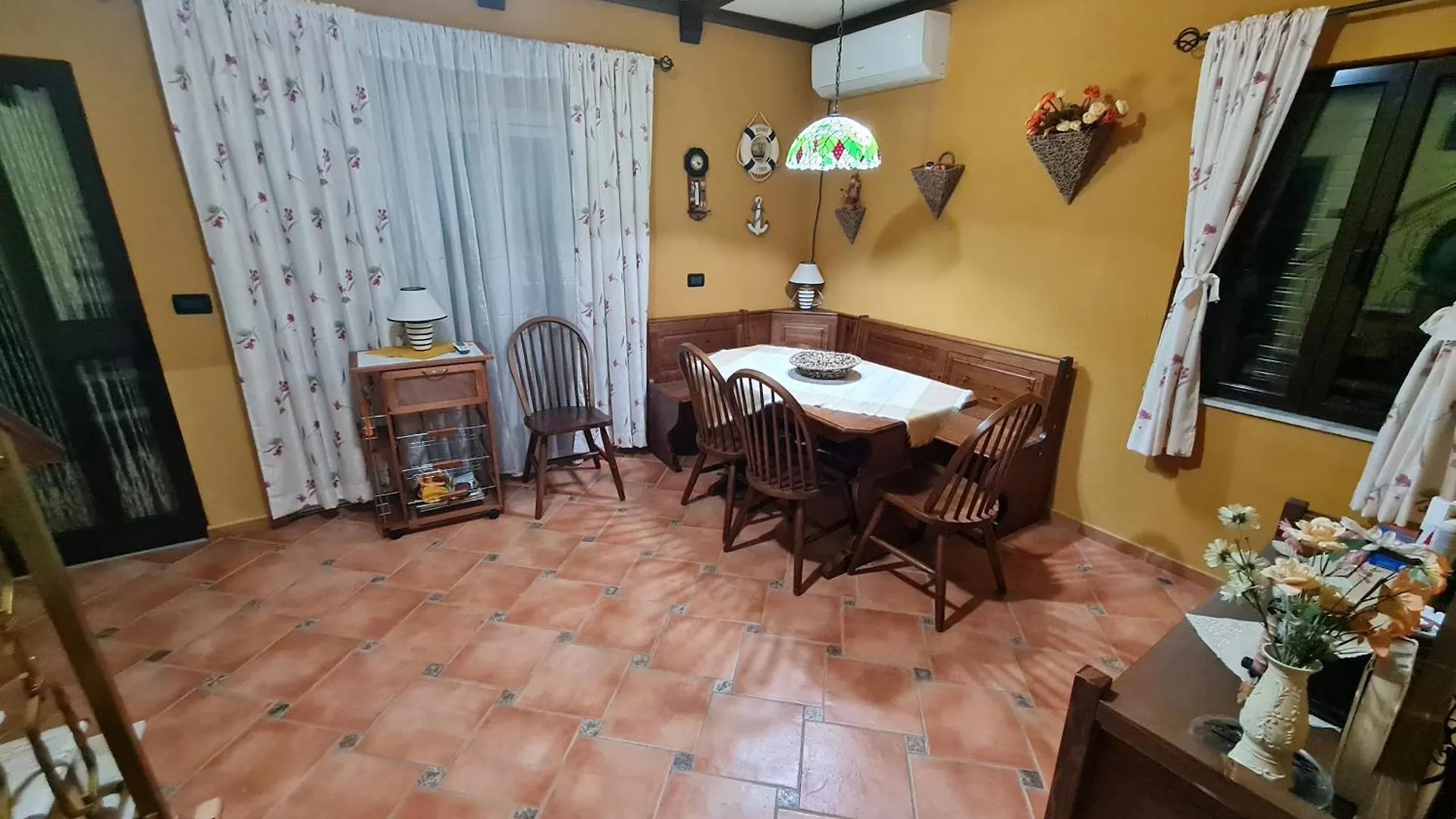 Vila 23 Qerret Golem  Albania