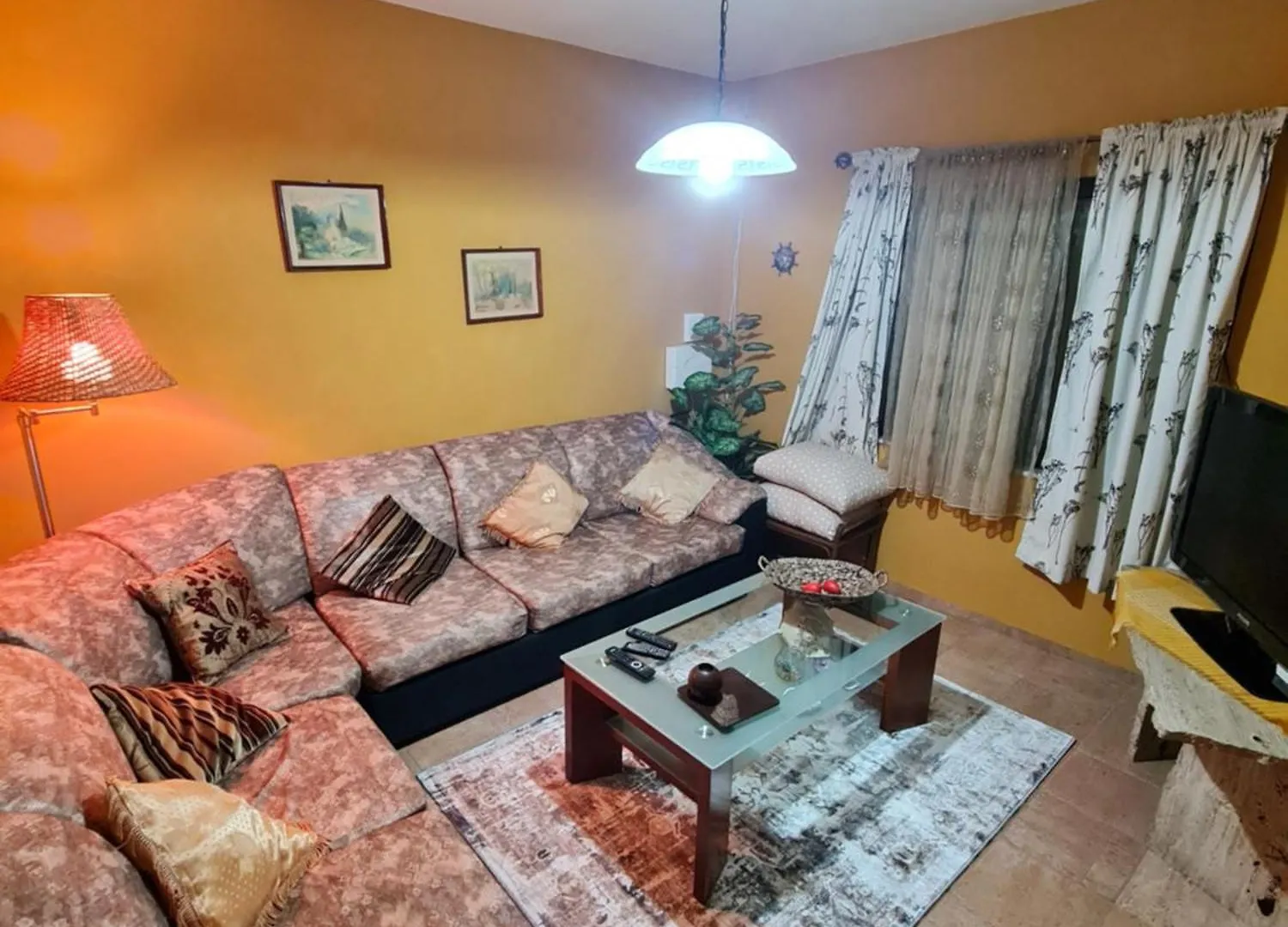 Vila 23 Qerret Golem  Albania